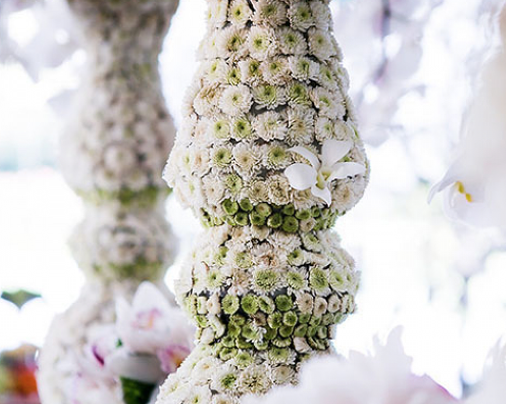five-extravagant-celebrity-weddings